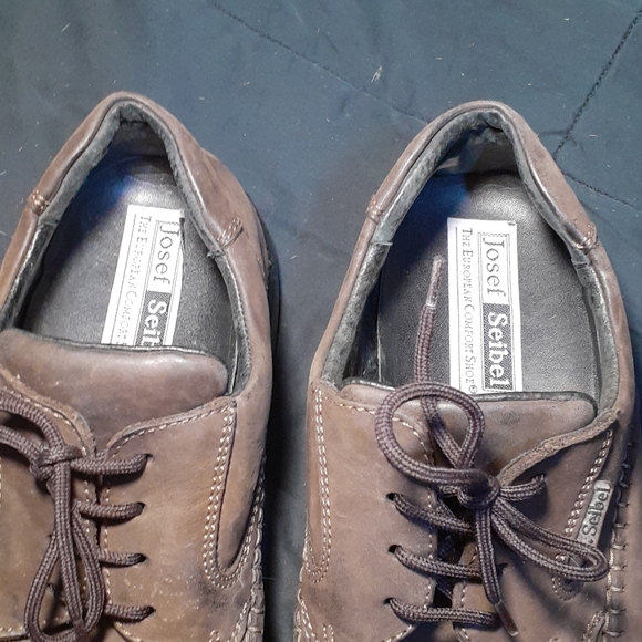 Shoes - Picture 3 of 5